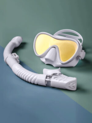 Colored Diving Goggles And Snorkel Anti-fog UV Protection