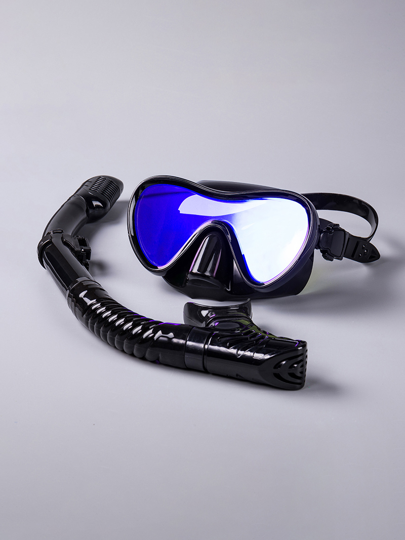 Colored Diving Goggles And Snorkel Anti-fog UV Protection