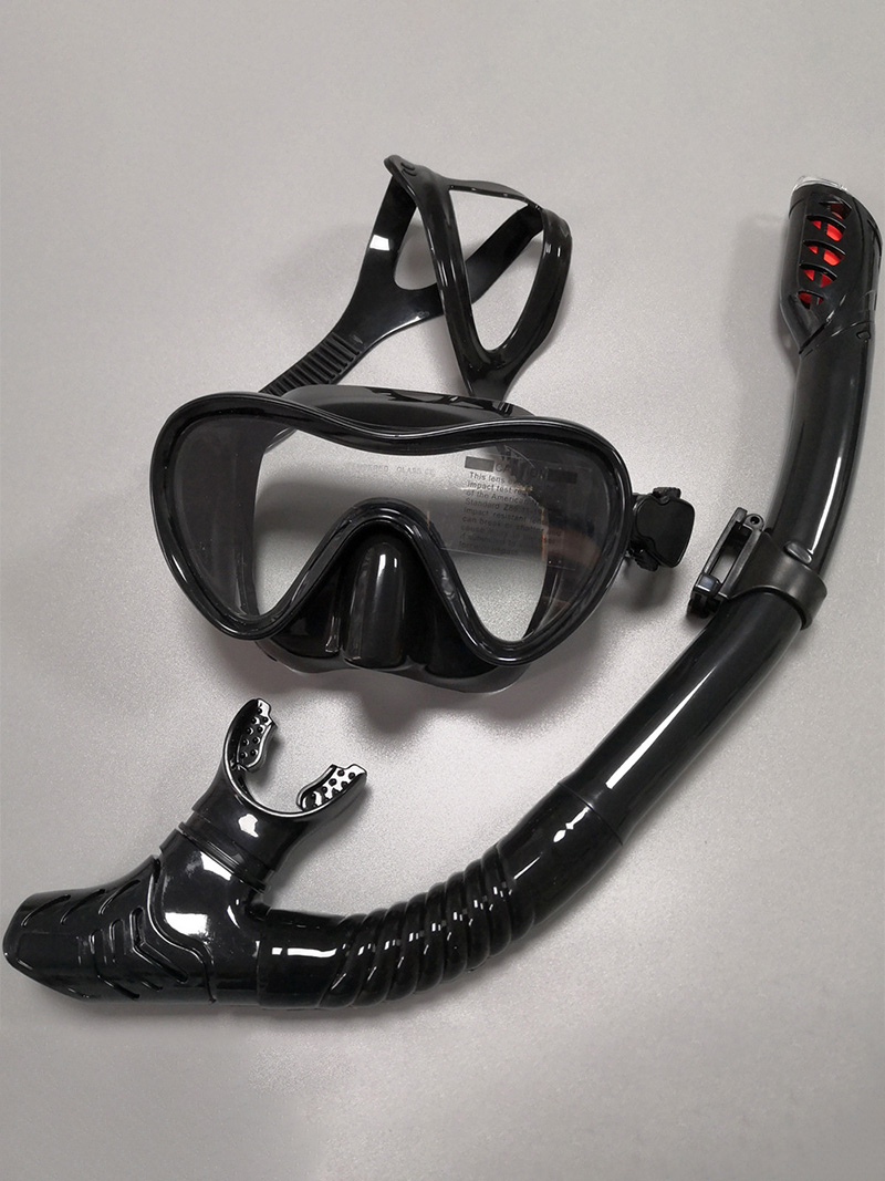 HD Tempered Glass Diving Mask And Waterproof Diving Snorkel