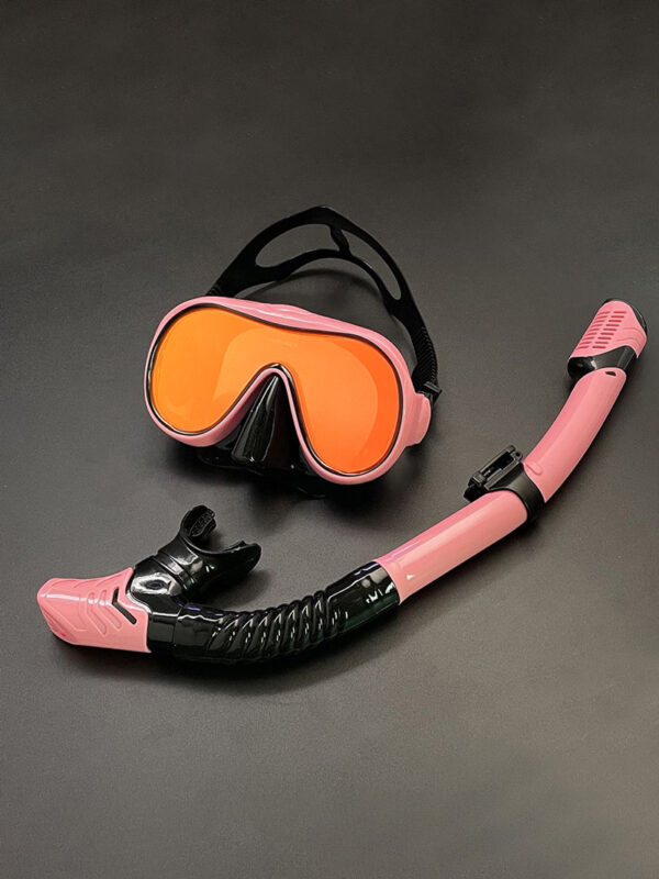 Colored Diving Goggles And Snorkel Anti-fog UV Protection